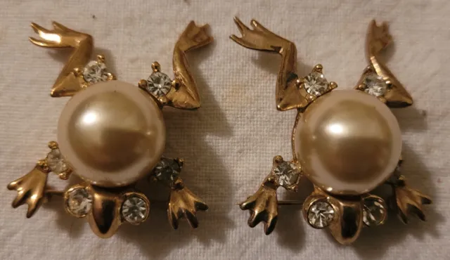 Set of 2 Vintage Frog Brooch Pins with Faux Pearl and Rhinestones, Gold Tone