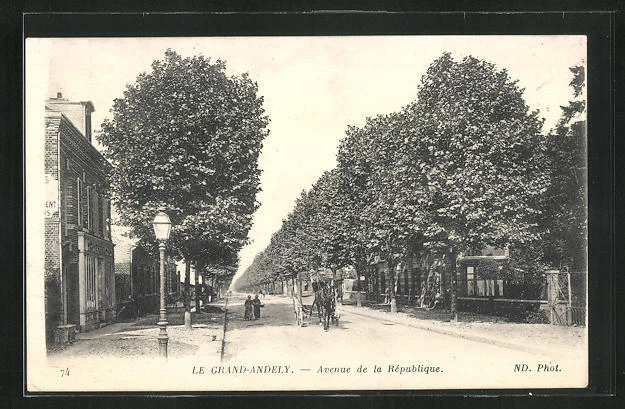 CPA Le Grand Andely, Avenue de la République