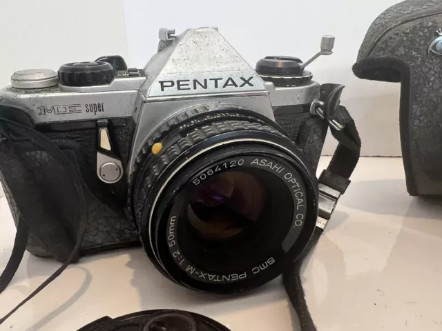Pentax ME Super 35mm Film Camera w Asahi Lens Smc Pentax M 1:2 50mm Lens