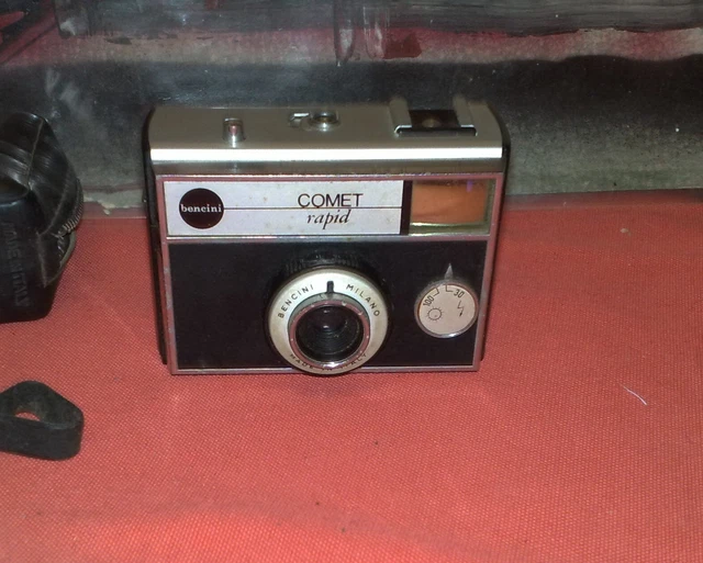 BENCINI COMET RAPID   MACCHINA FOTOGRAFICA VINTAGE con custodia