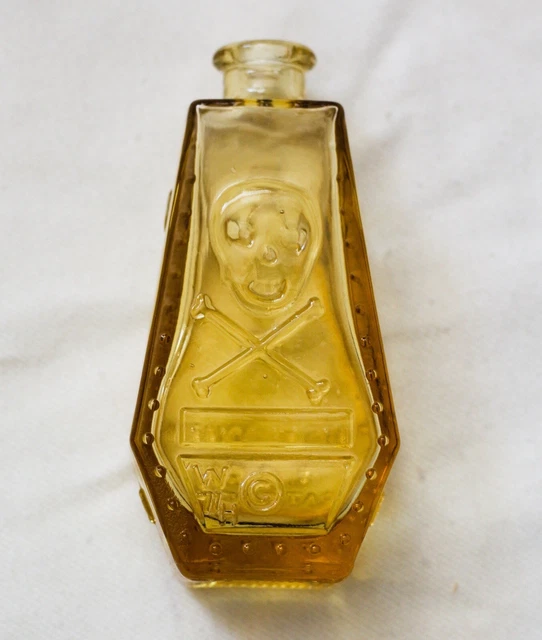 VTG Wheaton Yellow Glass Poison Bottle/Coffin Shape Skull &Cross Bones R.I.P. VTG Wheaton Yellow Glass Poison Bottle/Coffin Shape Skull &Cross Bones R.I.P.