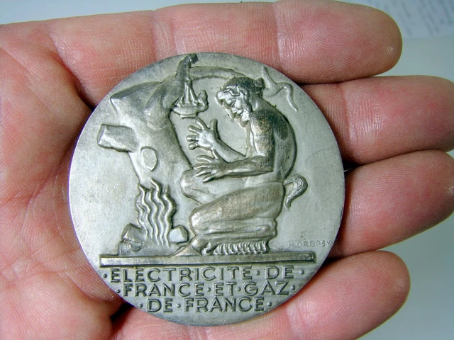 512484764 - Chaîne de scie -64, 0.325", 1.3 mm, 15 » / 38 cm