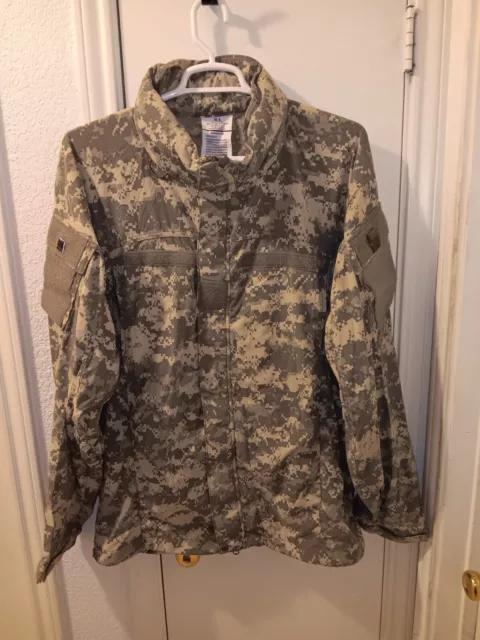 Preowned USGI ECWCS Gen 3 Level 5 XL Long ACU Digital Camo Soft Shell Jacket