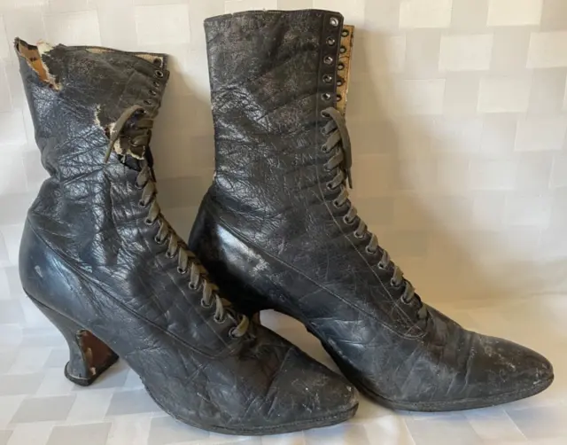 Antique 1890s Victorian Lace-Up Black Leather Ladies Womens Boots High-Top Shoes