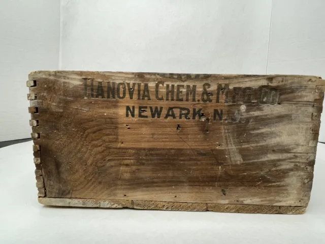 Antique HANOVIA Chemical & Mfg Partial Wood Crate Dovetail Joint Wagon Railcar