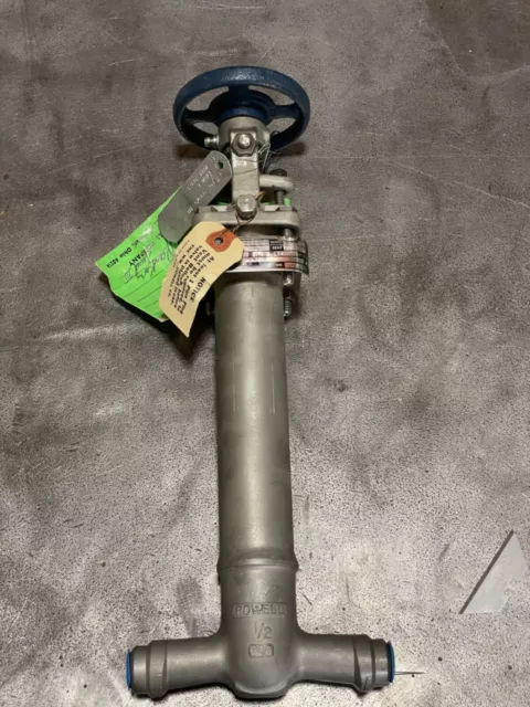 Powell 1/2" SS Butt Weld Belloseal Globe Valve