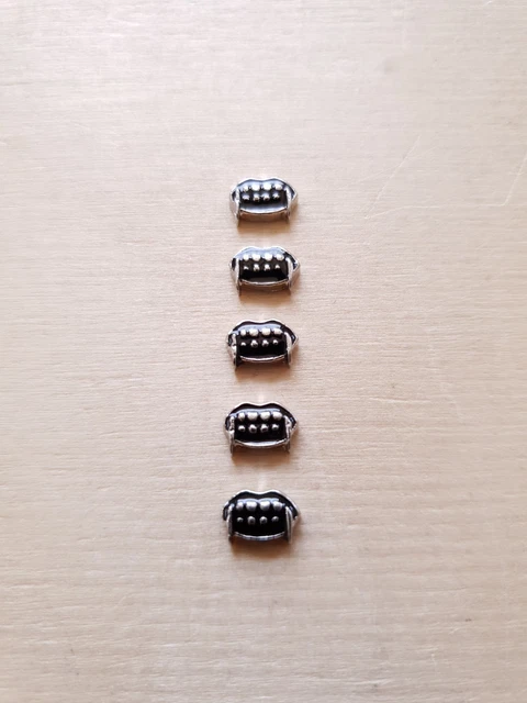 5 x Floating Charms ♥ Vampirzähne Halloween Schmuckzubehör für Medaillons Deko