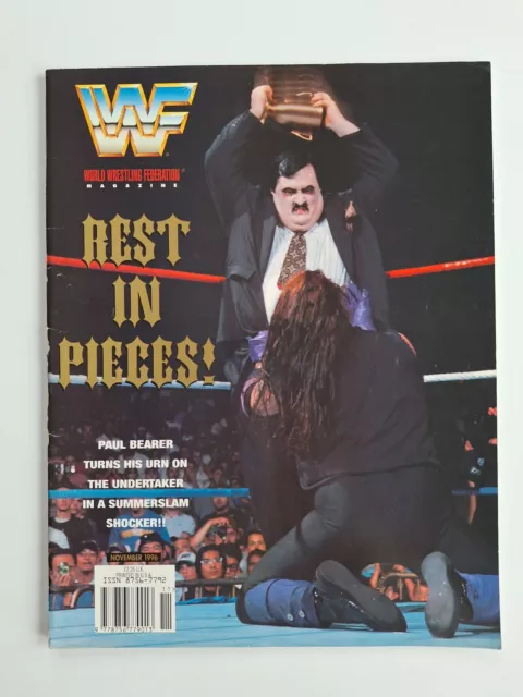 1996 November WWF Magazine  Complete WWE Excellent Wrestling Hasbro with Cards