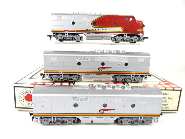 Stewart Hobbies F3 PhaseⅡ Pwd. Santa fe Stewart Hobbies HO Scale F3 Phase Pwd Santa Fe Passenger