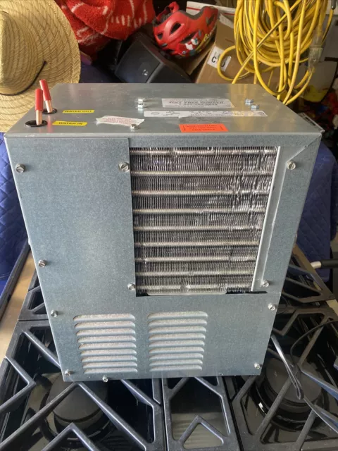 Elkay ECH8 1L 8gph Drinking Fountain Remote Water Chiller Air Cooled Elkay ECH8 1L 8gph Drinking Fountain Remote Water Chiller Air Cooled