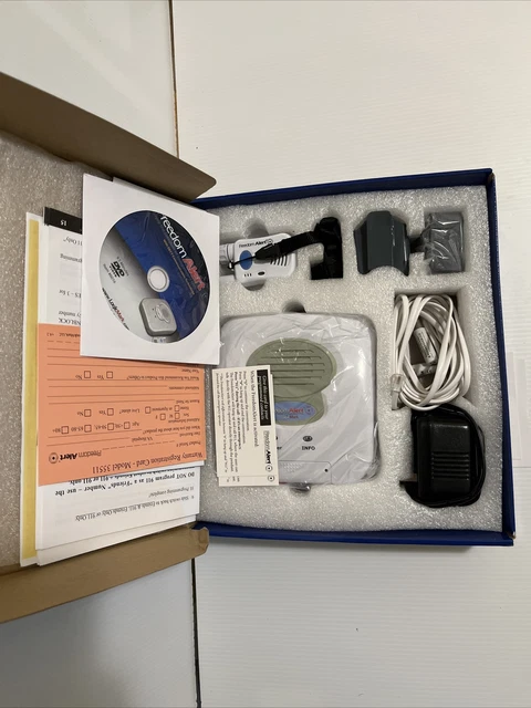 Colgante de emergencia de voz de 2 vías LogicMark Freedom Alert 35511 ¡En muy buen estado!