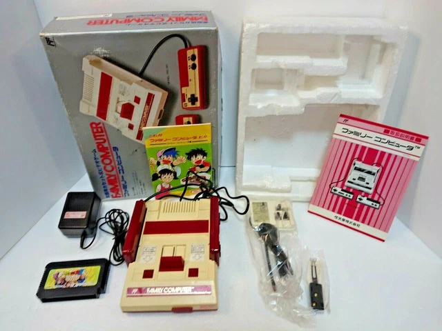 CONSOLE NINTENDO FAMICOM NES AV Japan HVC-001 Box Family Computer