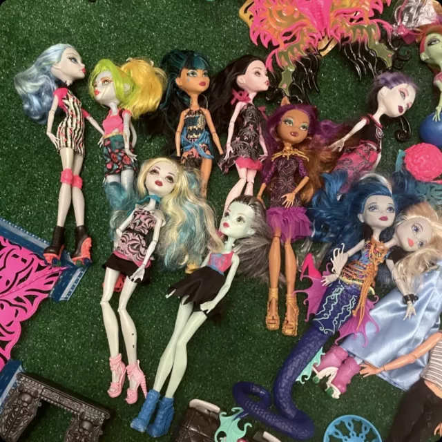 Huge Monster High Doll Lot 15 Dolls Accessories & Parts 3