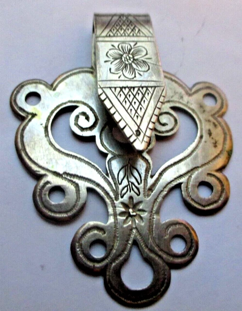 Ancien Clavet Ou Chatelaine Fin XIXe Siècle - Gravure Fine - Pièce Vintage Française Faite Main