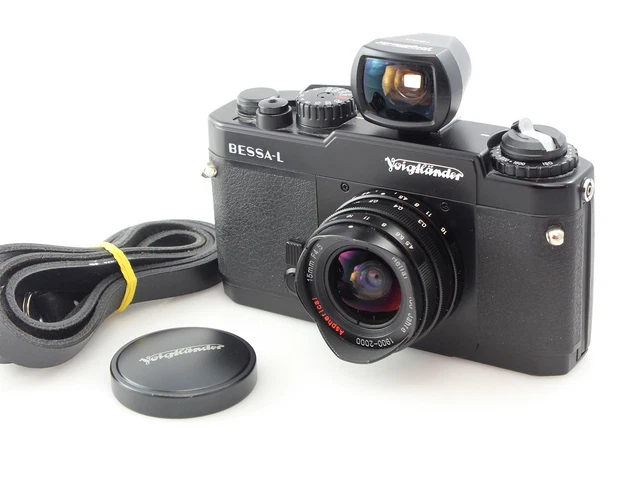 Voigtländer Bessa L + Super wide heliar 15mm F4.5 Aspherical | Analogue