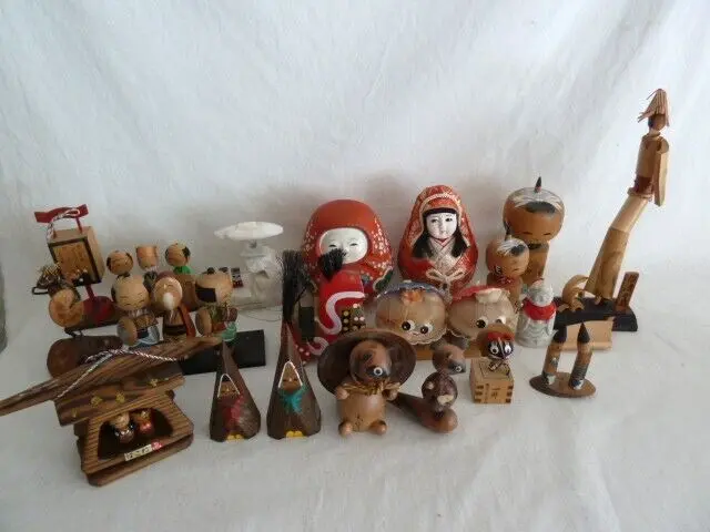 Japanese Wooden Creative Kokeshi & Folk Craft Lot of 17 pcs   (#72948)