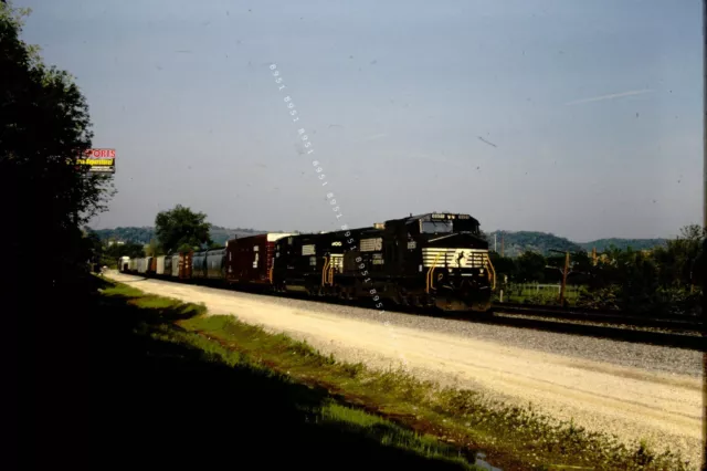 Norfolk Southern 8951 Original Ns Kodachrome Slide C40-9W
