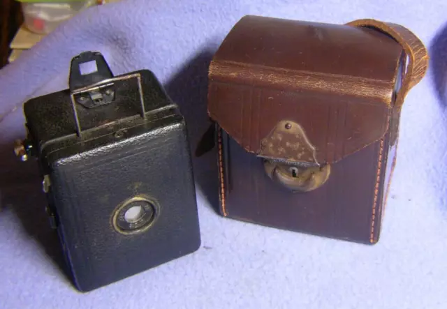 Zeiss Ikon 54/18 Baby Box Tengor Camera, for 127/A8 Film, & Case