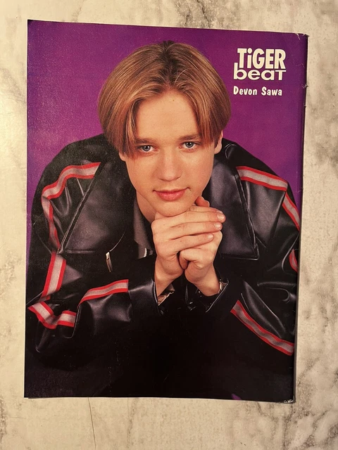 DEVON SAWA CENTERFOLD Pinup from 90’s Teen Magazine. Leonardo DiCaprio