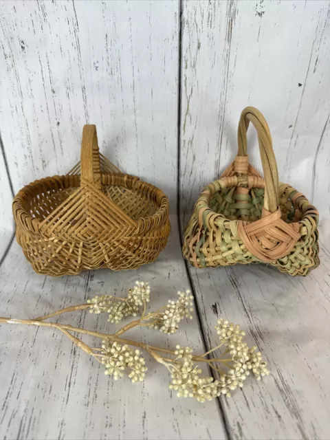 Woven Wicker Buttocks Mini Baskets (Set Of 2) 7” / 6”