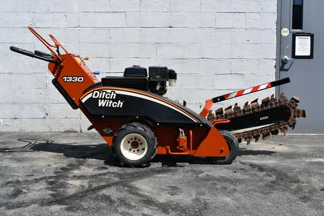 USED 2004 Ditch Witch 1330HE Trencher Digger Ditchwitch 1330H Local Pickup Only USED 2004 Ditch Witch 1330HE Trencher Digger Ditchwitch 1330H Local Pickup Only