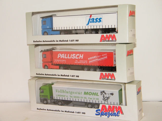 CAMION FREITHLINER Semi Remorque Echelle 1/43- Etat Neuf - EUR 27,50 CAMION FREITHLINER Semi Remorque Echelle 1/43- Etat Neuf - EUR 27,50
