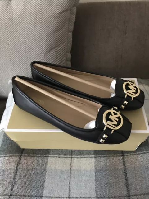 Michael kors fulton deals moc flats black