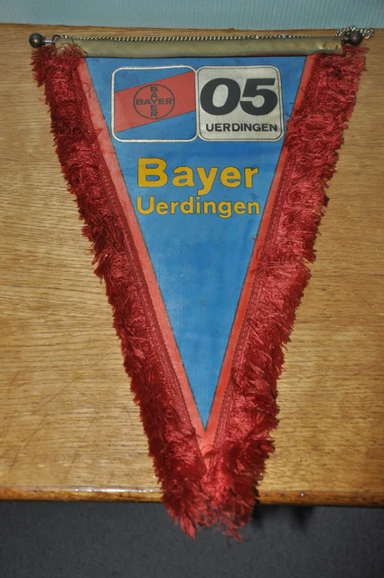 Ancien Fanion Bayer Uerdingen 05 Allemagne Vintage Drapeau