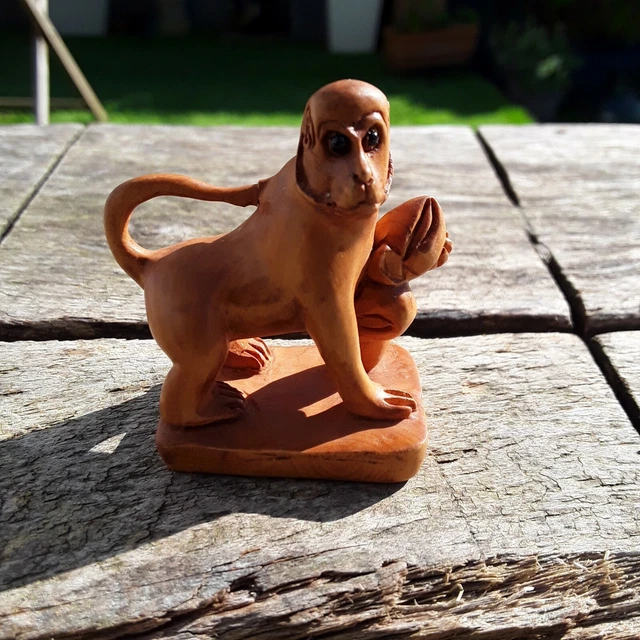 ORIENTAL WOODEN CARVED Netsuke Of A Monkey With Glass Eyes 25.00