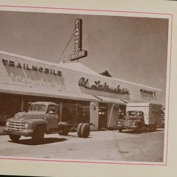 Dec. 1952 Calendar Ink Blotter Diamond T Truck Al P. Labrucherie Stockton, CA