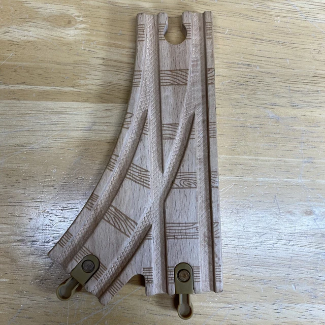 THOMAS & FRIENDS Wood Train 3Way Diverter Curve Switch Track 6” £2.54