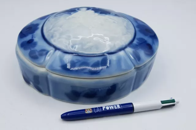 Camille Tharaud - Porcelaine Limoges - Bonbonnière - Le Jeu des Angelots