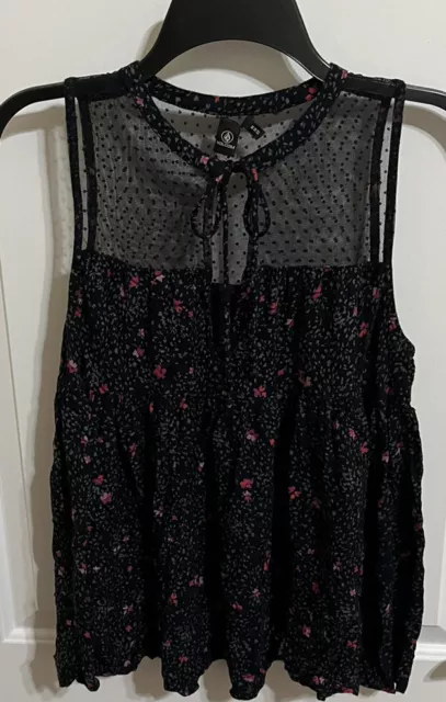 Pretty Women's Volcom Brand Black Floral Sleeveless Top, Shirt, Blouse Size M