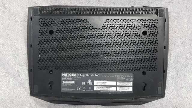 Netgear R8000P Nighthawk X6S AC3200 1300 Mbps router wireless CA con alimentatore 9