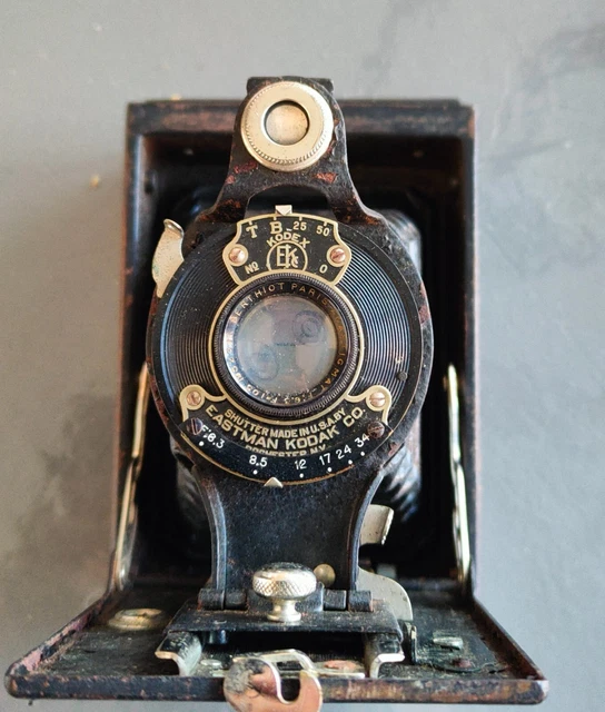 Ancien appareil photo à soufflet Eastman Kodak - N° 2A folding hawk-eye modèle B