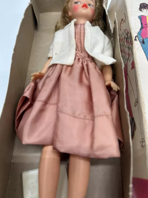 Ideal Vintage 1960's Blonde TAMMY w/ Box B50 3