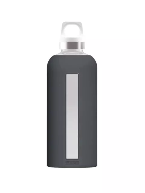 SIGG - Star Water Bottle, Leak-Proof Glass Bottle, Heat-Resistant with Silicone