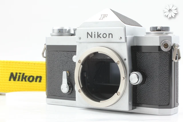 [Near MINT] Nikon F Eye Level Silver 35mm SLR Film Camera Body From JAPAN