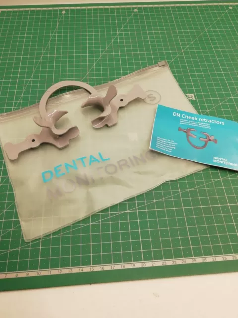 Wangenhalter retrattore guancia nuovo monitoraggio dentale