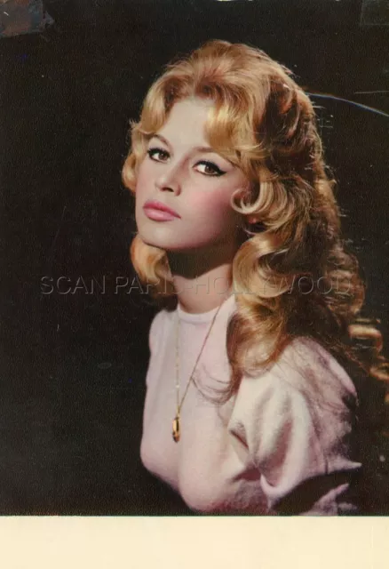 SEXY BRIGITTE BARDOT 60s VINTAGE POSTCARD #58