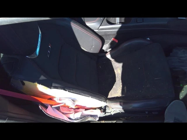 Black Lea Right Front Seat W/O Headrest 84064451 Fits 16-19 Chevrolet Camaro OEM