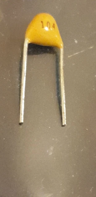 Lot De 100 Condensateurs Céramique 100nF (0.1uF) 50V - Code 104