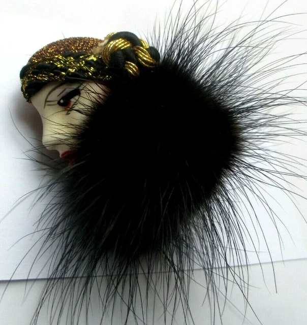 Broche Vintage En Résine Avec Buste De Femme Et Cristaux, Noir Et Beige - Début 1900, Bon état