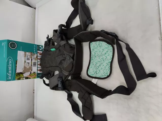 Porte-bébé Infantino Flip Advanced 4-en-1 avec bavoir