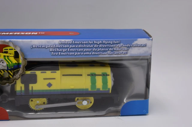 RAUL & EMERSON - Thomas & Friends Motorized Battery Trackmaster Train ...