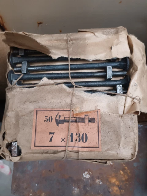 Lot De 100 Vis Fendues Bombées 5x25 Avec écrous Carrés – Stock NOS Unis-France