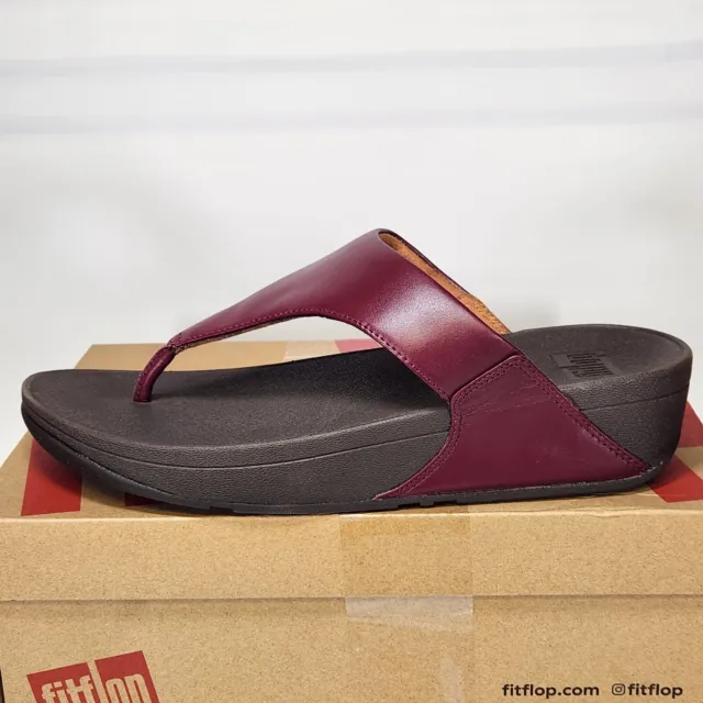 Size 9 - fitflop Lulu Leather Toepost Women's Sandal - Plummy