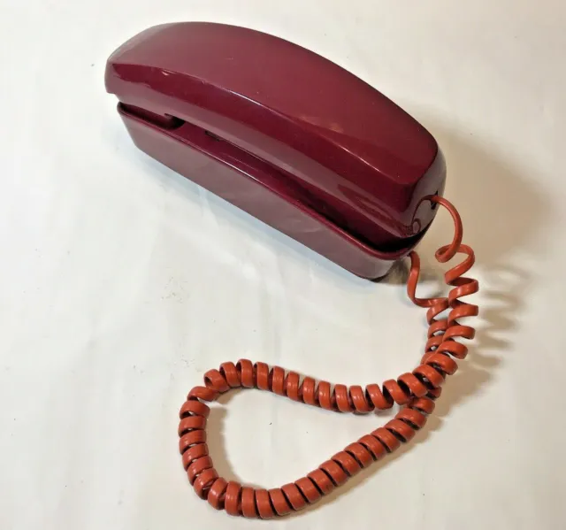 Pared de mesa de línea delgada de teléfono rojo vintage Spectra