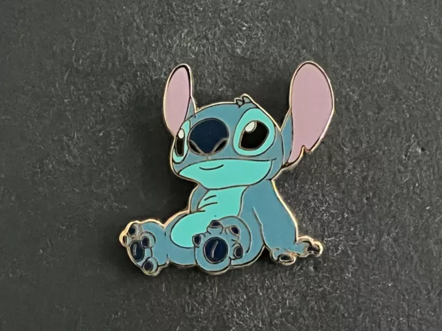 Disney Pin STITCH-Director's Chair-Disney PT52 Series-Limited Release Pin  #75686
