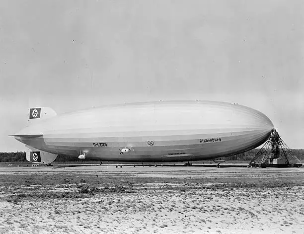The Airship Hindenburg In Lakehurst New Jersey 1936 1 Aviation History Old Photo